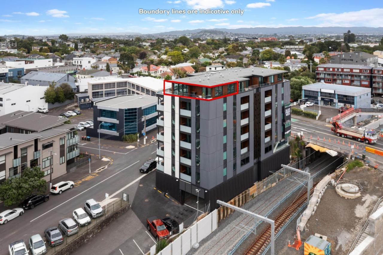 Enfield Sky - Brand New Luxury Penthouse Lejlighed Auckland Eksteriør billede