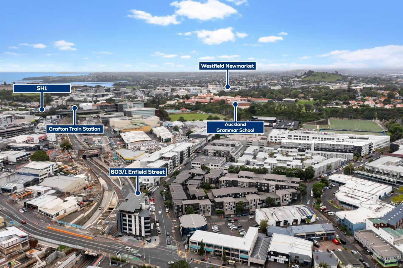 Enfield Sky - Brand New Luxury Penthouse Lejlighed Auckland Eksteriør billede